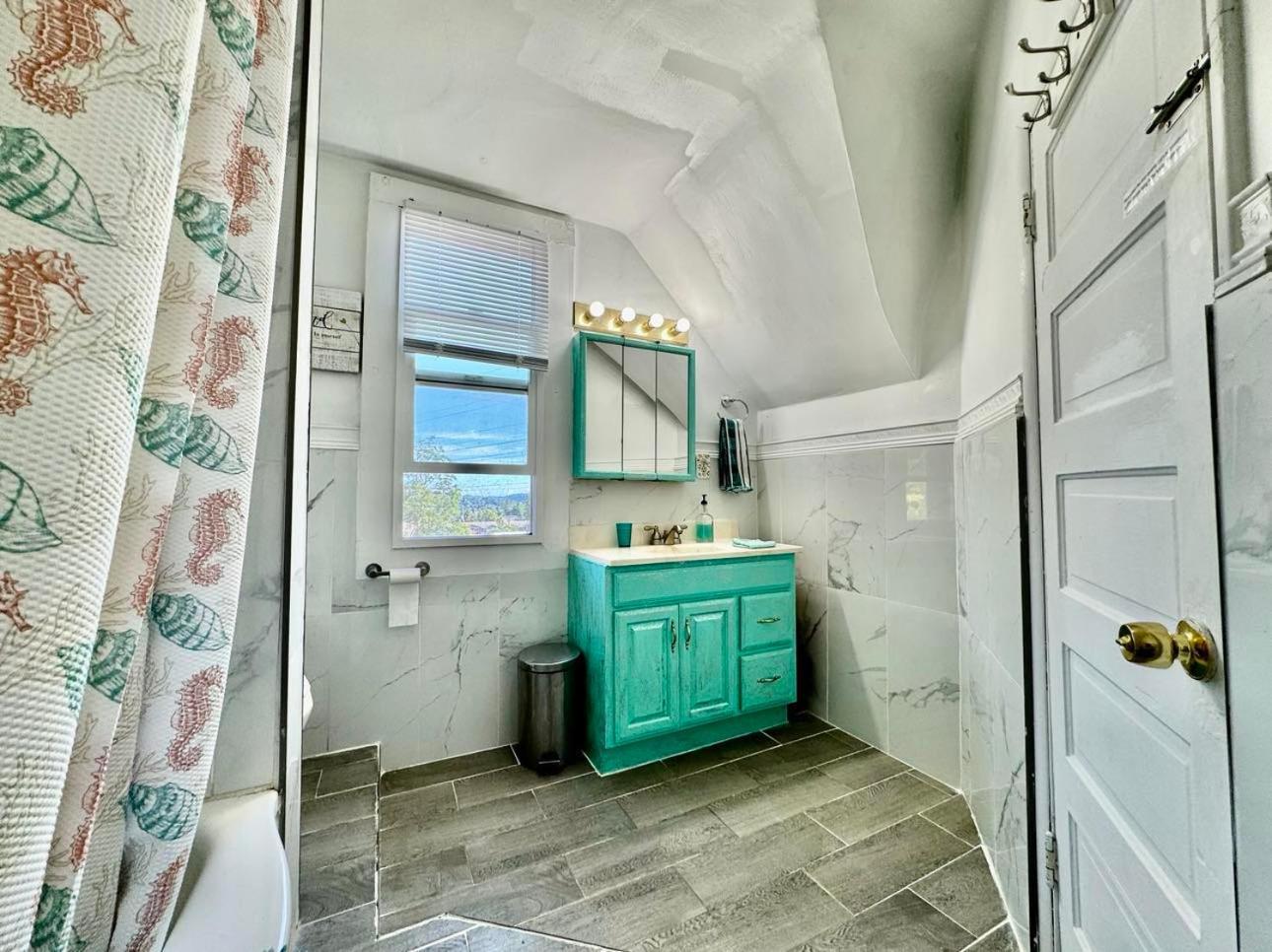 Cozy Private Room With Shared Bathroom On The 1St Floor - Conveniently Located Near Seatac Airport And Downtown Seattle Kültér fotó